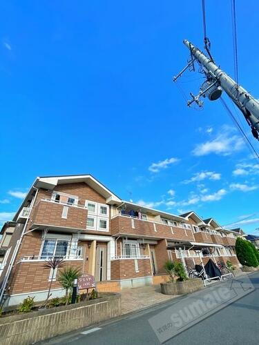 和歌山県和歌山市黒田 2階建