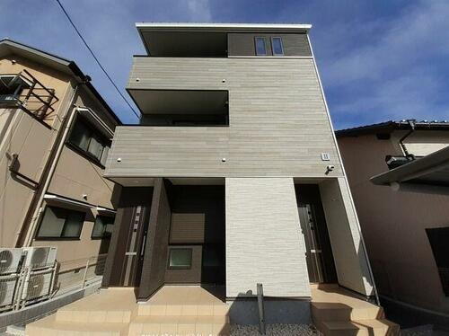 愛知県名古屋市西区城北町１丁目 3階建 築4年2ヶ月