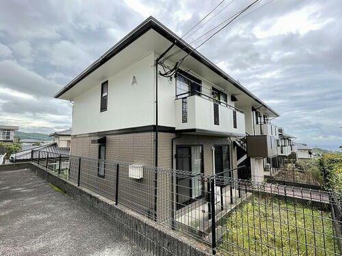 エバーグレースムロヤＡ 2階建