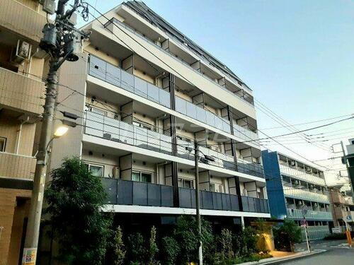 東京都大田区大森北４丁目 7階建