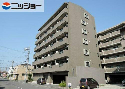 ノッティングヒル 7階建