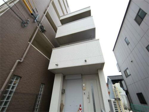 愛知県名古屋市中村区本陣通３丁目 3階建 築10年5ヶ月