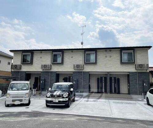Ｋ．Ｔｒｉｎｉｔｙ 2階建