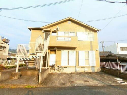ハイツＫＯＹＡＭＡ 2階建