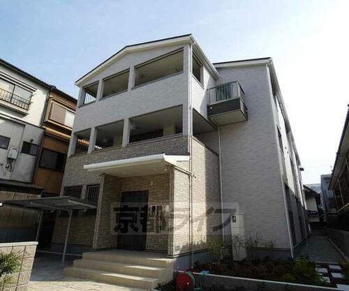 京都府京都市南区唐橋南琵琶町 3階建 築5年4ヶ月