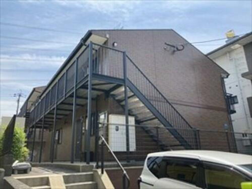 プレジール美しが丘南Ｂ棟 2階建