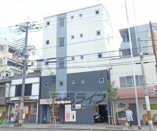 七条西大路メゾン 5階建