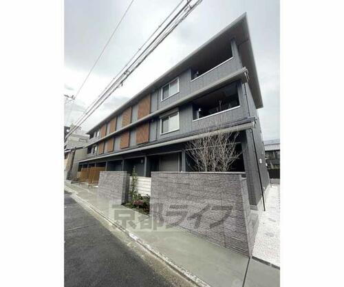 京都府京都市下京区六条通室町東入東魚屋町 築1年未満 3階建