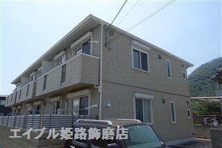 シャーメゾン八幡