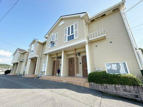 和歌山県御坊市湯川町富安 2階建