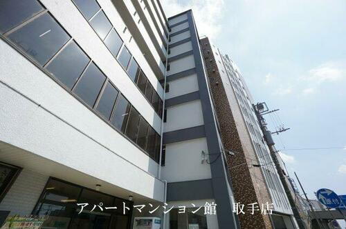 明日香ビル 8階建