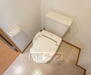フラッティ円町北 清潔感のある洋式トイレ。