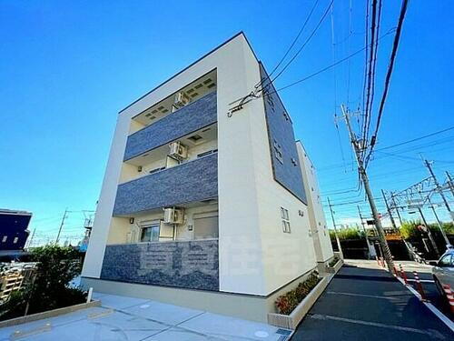 大阪府摂津市千里丘東５丁目 3階建 築2年1ヶ月