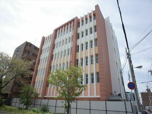 ＴＨＥ　ＡＰＡＲＴＭＥＮＴ　ＨＡＫＡＴＡ？ 6階建