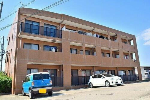 愛知県東海市名和町口平地 賃貸マンション