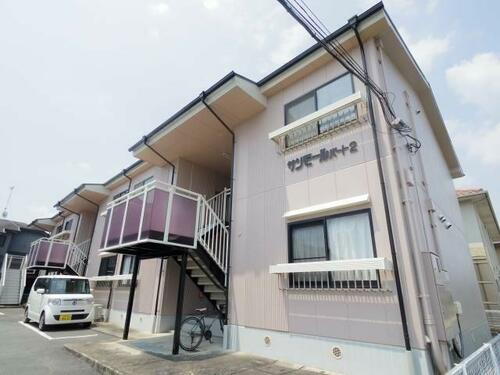 奈良県橿原市葛本町 2階建