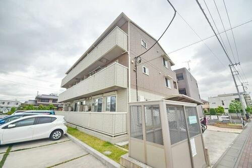 埼玉県越谷市新越谷２丁目 築14年7ヶ月 3階建