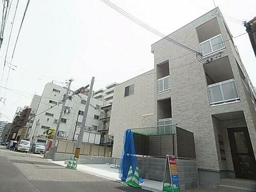 兵庫県神戸市兵庫区駅南通２丁目 3階建 築6年5ヶ月