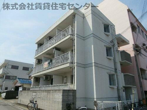 プチメゾンつもり 3階建