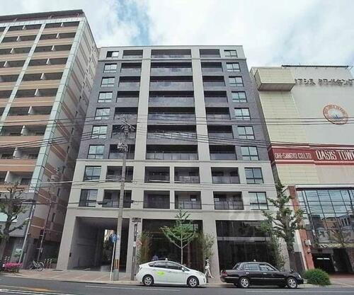 ザ・京都レジデンス四条河原町 11階建
