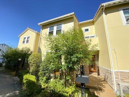 愛知県名古屋市千種区大島町１丁目 テラスハウス