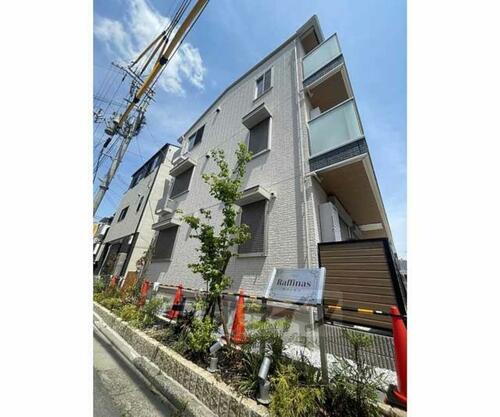 京都府京都市下京区中堂寺鍵田町 3階建 