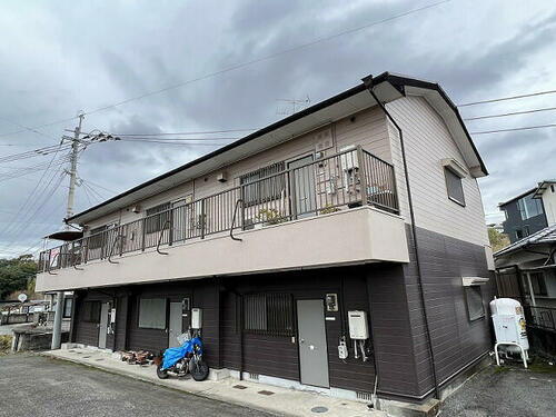 メゾン河野（鴛野） 2階建