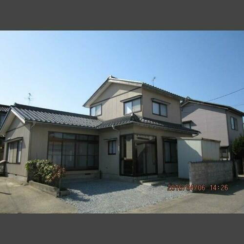 みどり町２２番貸家 2階建