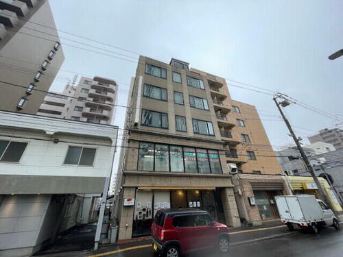 北海道札幌市中央区大通西２３丁目 5階建 築27年10ヶ月