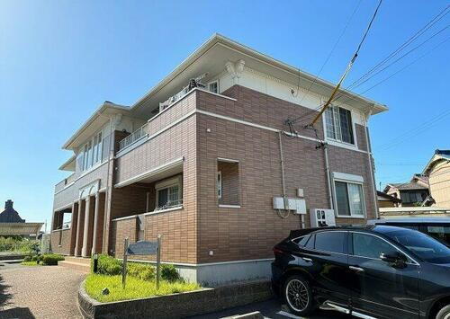 メゾン　ラダ－