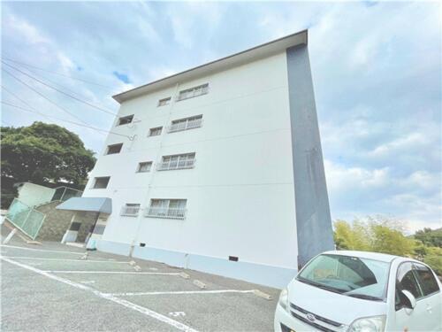 西鳴水ハイツ 4階建