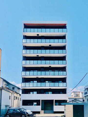 ＣＲＥＡ　ＣＯＵＲＴ　顕徳 8階建