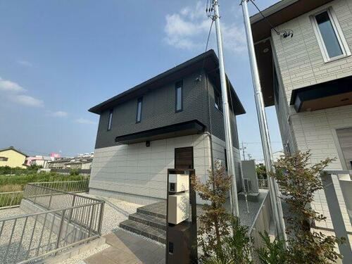 愛知県豊橋市菰口町２丁目 賃貸一戸建て