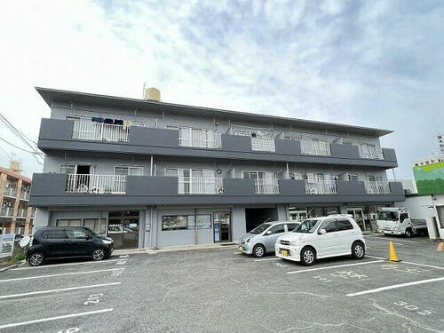 コーポ車木 3階建