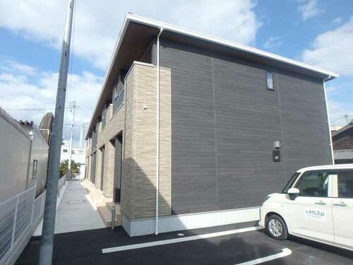 愛媛県四国中央市三島朝日２丁目 賃貸アパート