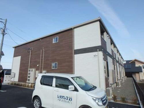 愛媛県新居浜市中村２丁目 賃貸アパート