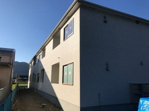 兵庫県丹波市氷上町市辺 賃貸アパート