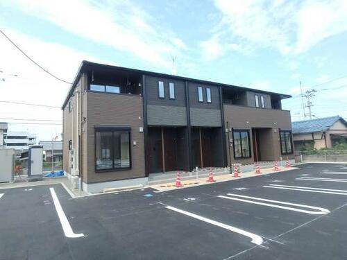 愛媛県新居浜市郷１丁目 賃貸アパート