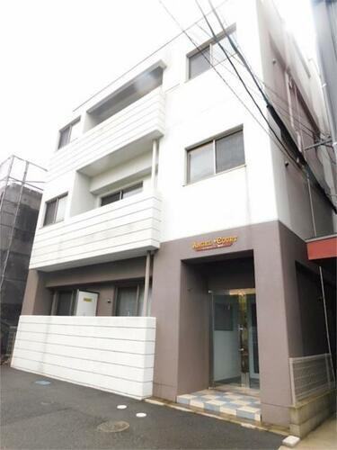 福岡県北九州市小倉北区清水２丁目 3階建 築8年