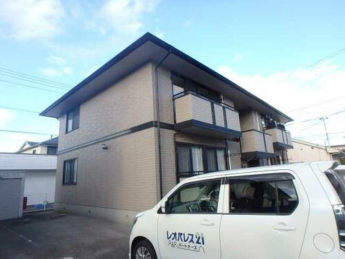 愛媛県新居浜市西の土居町２丁目 賃貸アパート