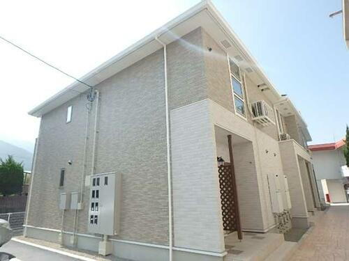 愛媛県四国中央市中曽根町 賃貸アパート