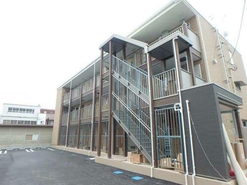 愛媛県新居浜市若水町２丁目 賃貸アパート