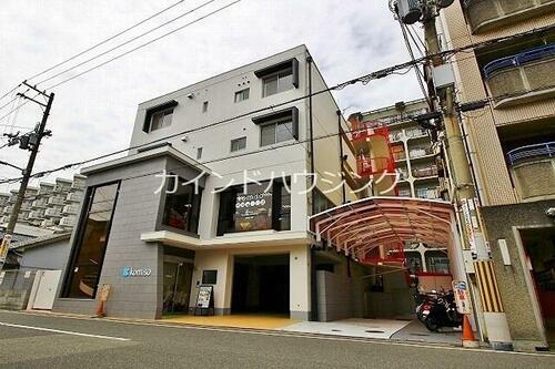 大阪府大阪市住吉区清水丘３丁目 4階建