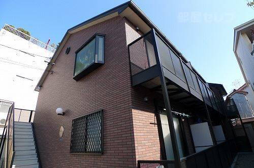 アンプルールリーブルルミエール 2階建