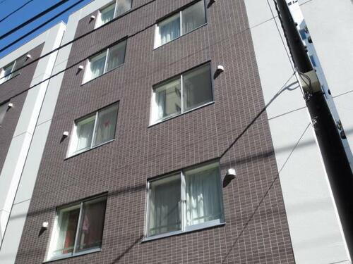 北海道札幌市中央区南一条東３丁目 5階建 築11年2ヶ月