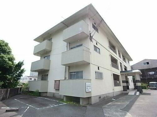 弥栄マンション 3階建