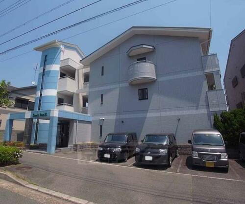 京都府京都市右京区太秦安井西沢町 3階建