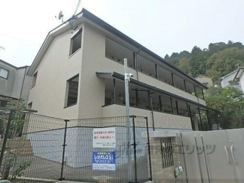 レオパレス石塚 2階建