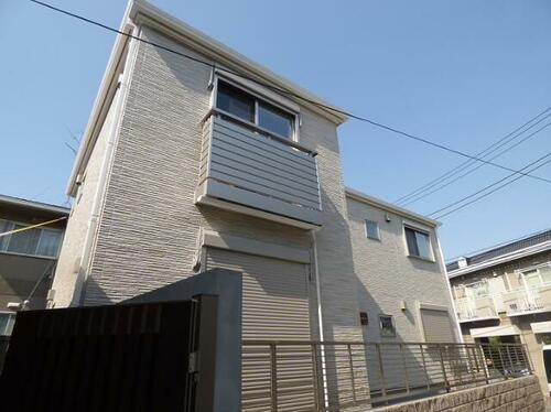東京都世田谷区南烏山４丁目 2階建