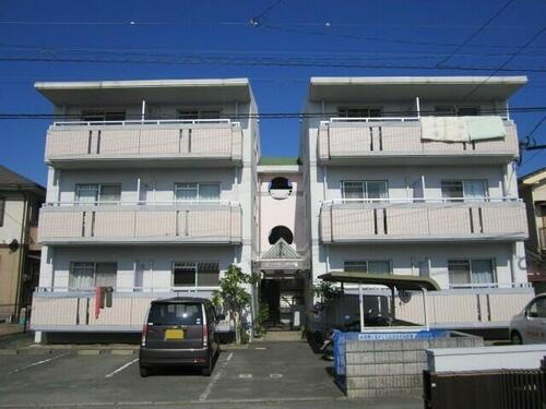 クイーンズパーク 3階建